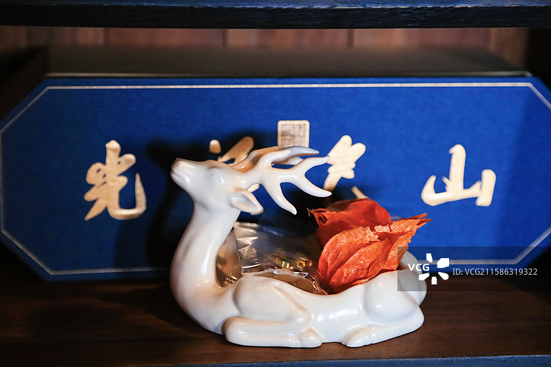 江南无锡锡惠名胜区公园惠山古镇锡山龙光寺图片素材