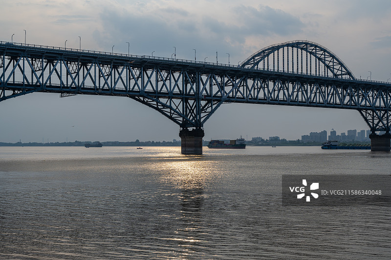 九江，浔阳江头夜送客，江州琵琶亭上望江关图片素材