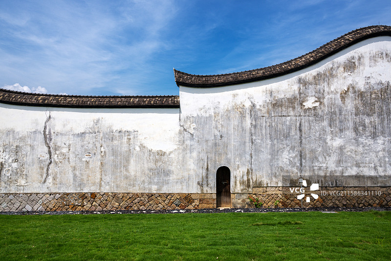 福州怀安衙署及接官道古朴的白墙黛瓦建筑图片素材