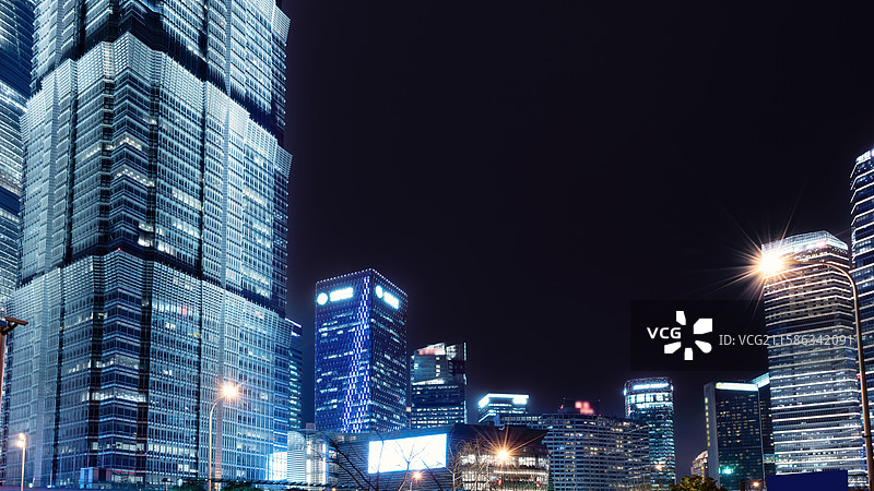 夜晚城市高楼建筑景观图片素材