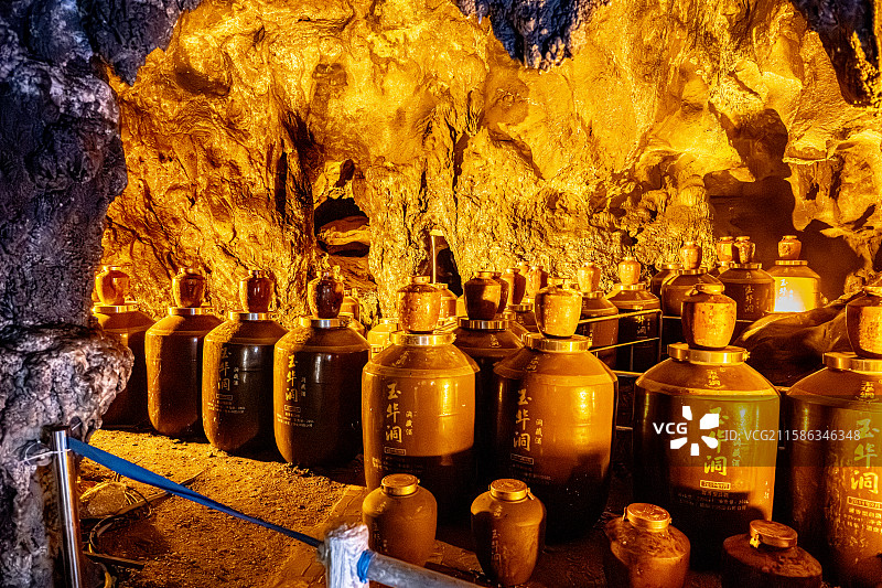 玉华洞 藏在洞穴里的酒 福建三明将乐县玉华古洞风景名胜 喀斯特地貌溶洞图片素材