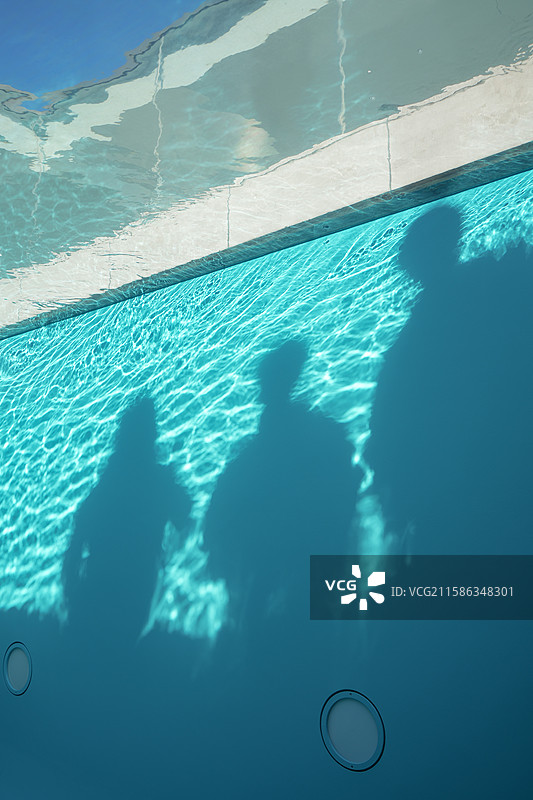 日本石川金泽21世纪美术馆艺术设计作品泳池图片素材