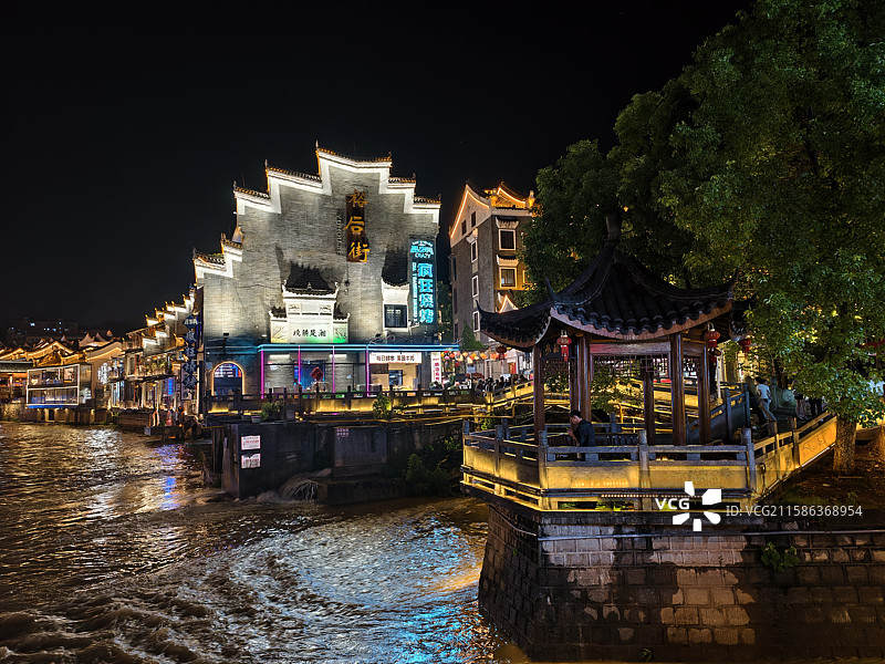 郴州裕后街夜景图片素材