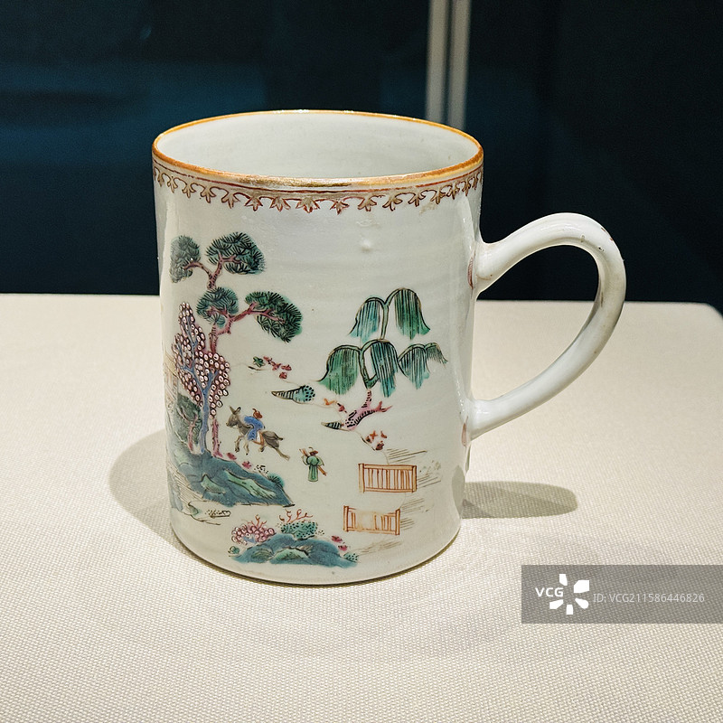 清 广彩瓷器--茶具图片素材