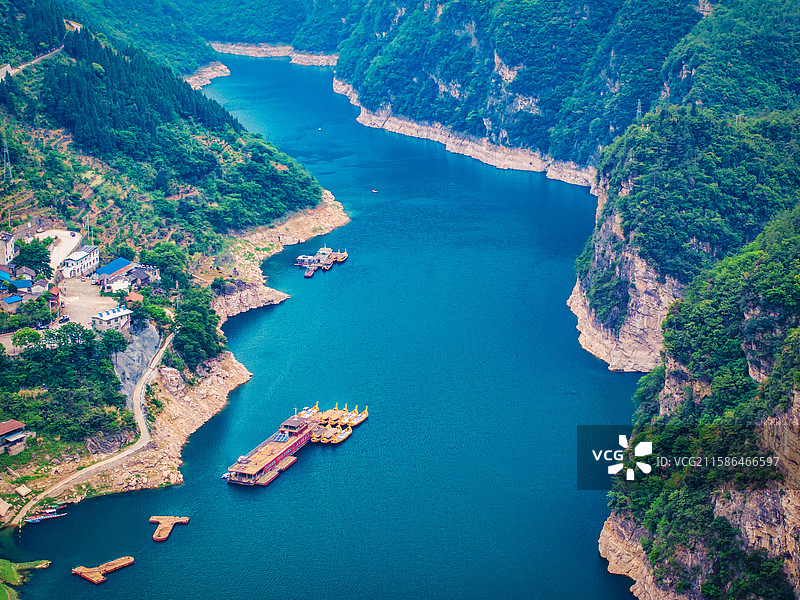 航拍宜昌秭归长江三峡风景区西陵峡风景图片素材
