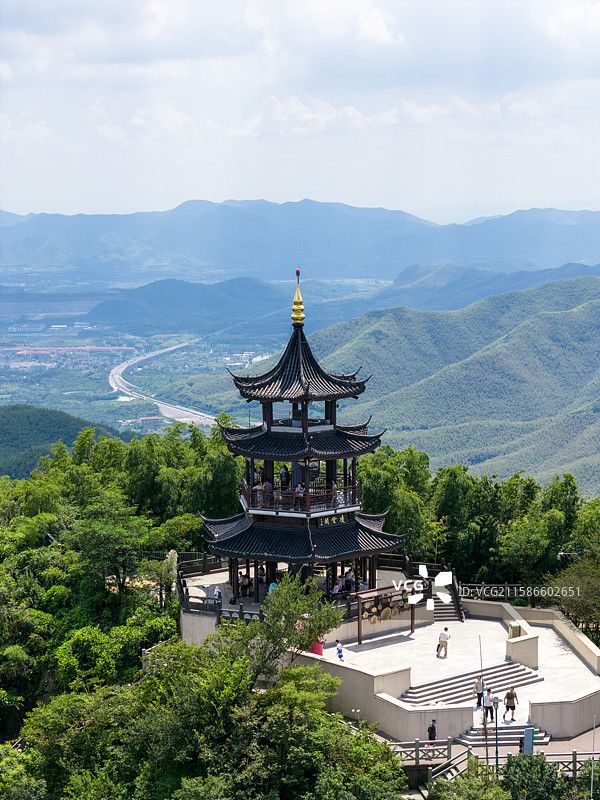 航拍宜兴竹海凌云阁图片素材