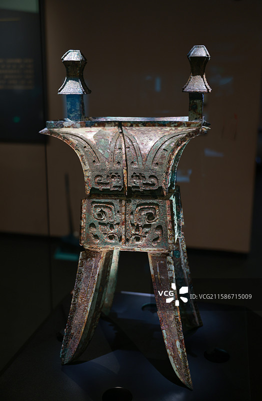 亚长铜方斝 亚长墓出土 晚商 安阳殷墟博物馆图片素材