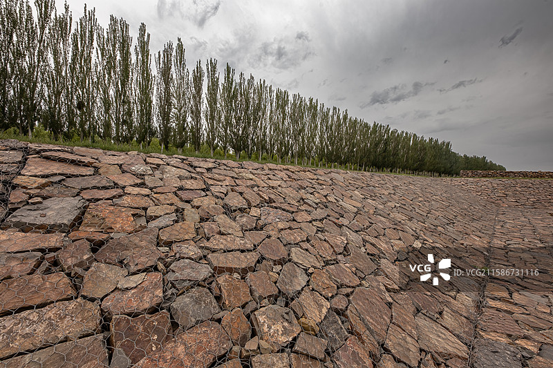 宁夏吴忠黄河护堤图片素材