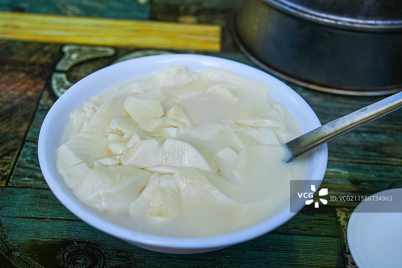 传统中式早餐甜豆腐脑图片素材