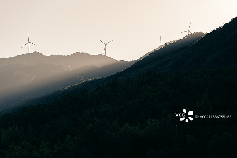 2025081617中原靖安图片素材