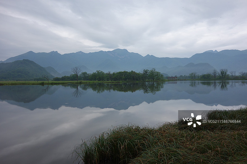 湖北省神农架林区大九湖湿地：三号湖图片素材