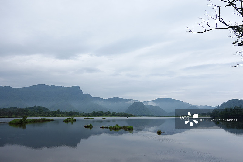 湖北省神农架林区大九湖湿地：五号湖图片素材
