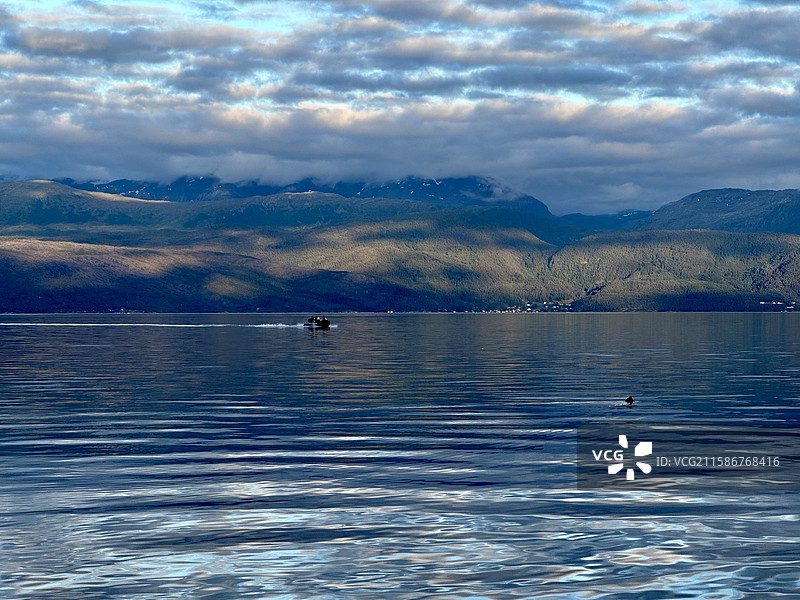 挪威哈当厄尔峡湾图片素材