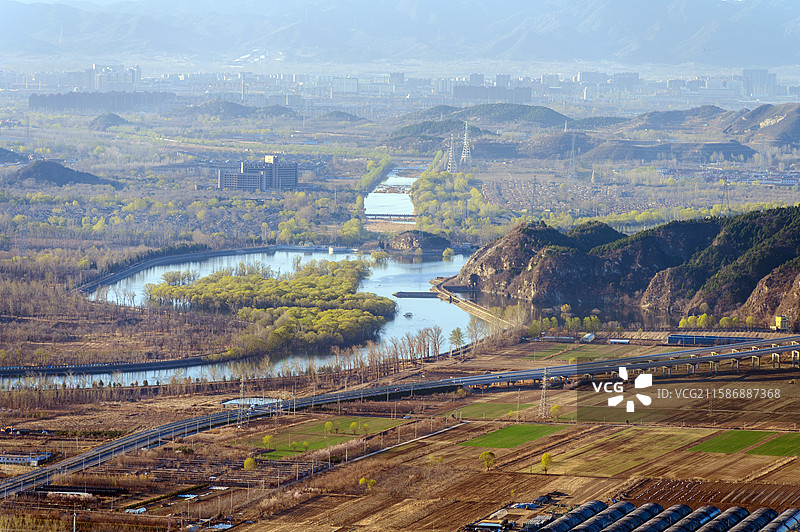 北京密云城区城市雾气航拍图片素材