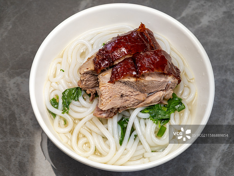 广东东莞传统美食烧鹅濑粉图片素材