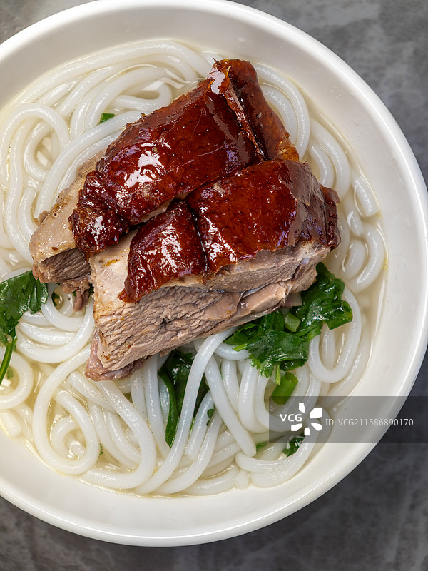 广东东莞传统美食烧鹅濑粉图片素材