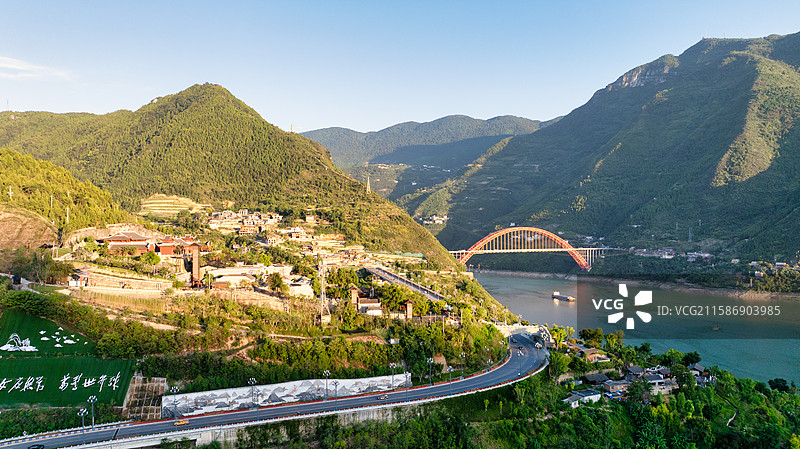 重庆巫山长江风光与长江航运图片素材