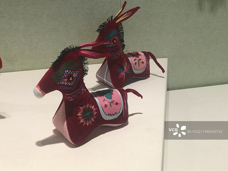 彝族布扎毛驴-广东省博物馆图片素材