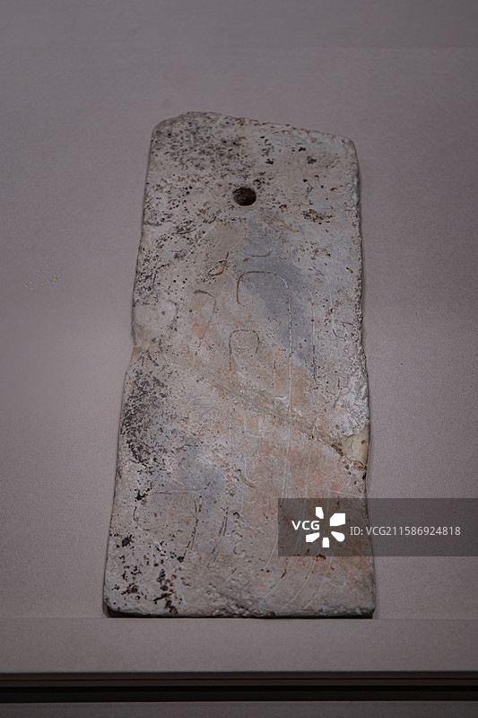 河南博物院藏商代龙纹石磬图片素材