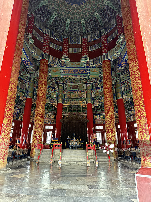 祈年殿内景金丝楠木图片素材