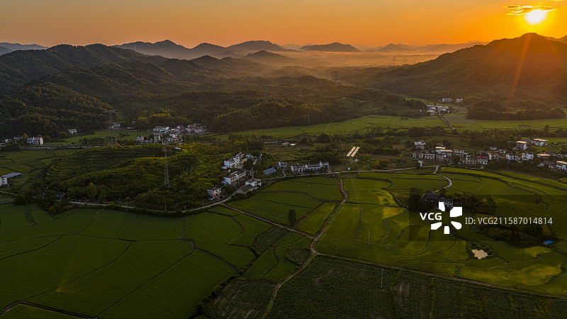 航拍安徽省池州市贵池区唐田镇风光图片素材