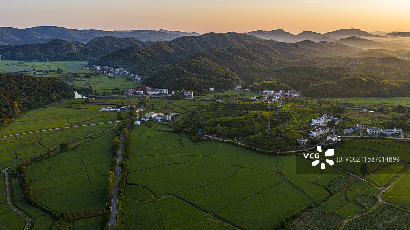 航拍安徽省池州市贵池区唐田镇风光图片素材