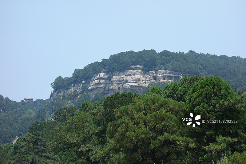 山西省太原市天龙山石窟：东峰石窟造像图片素材