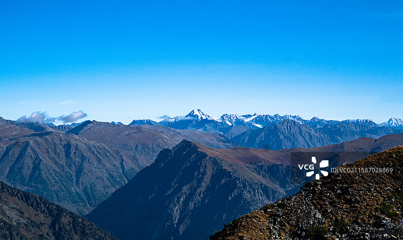 禾木村云霄峰雪山图片素材