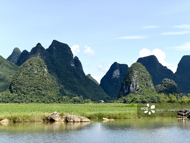 桂林喀斯特地貌山水美景图片素材