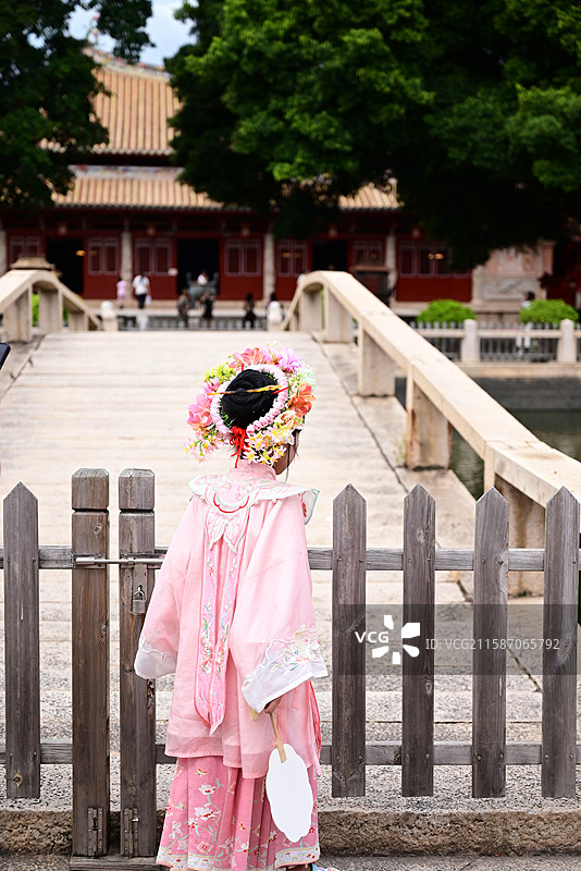 泉州府文庙 马面裙 汉服 服饰 簪花围 蟳埔女图片素材