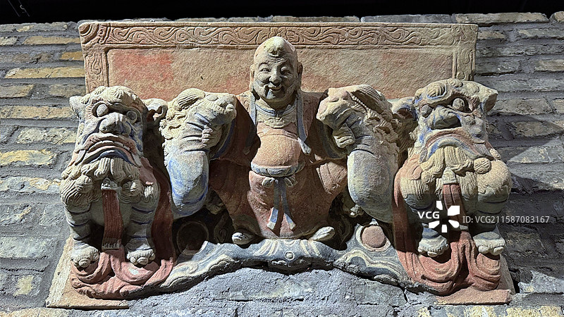 古老的石雕造像图片素材