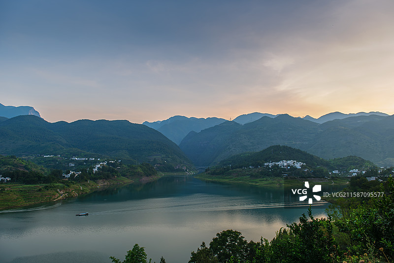 大宁河之晨图片素材