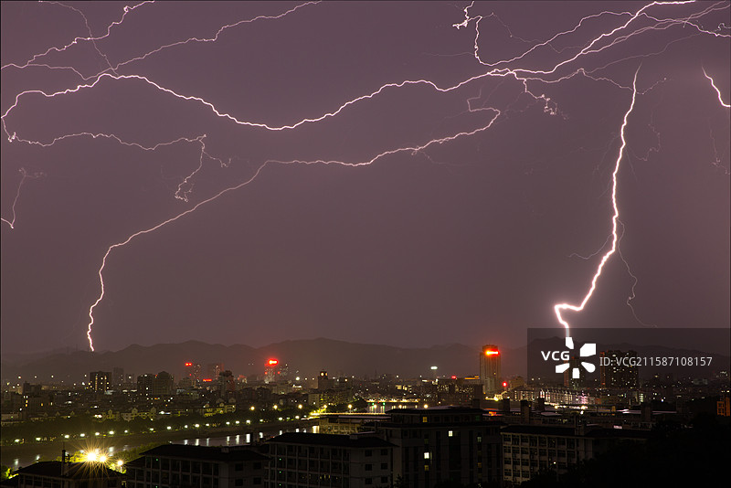 梅州雷暴图片素材