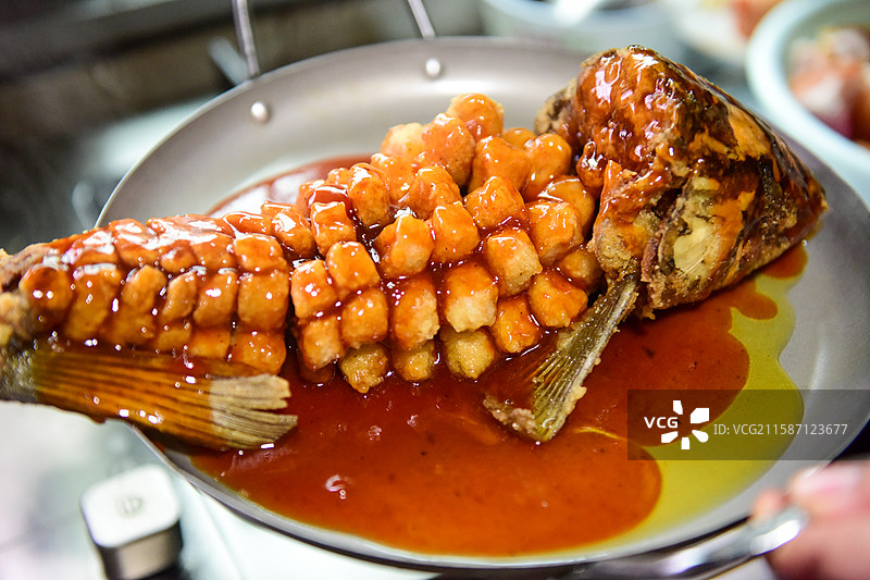 油炸松鼠鱼图片素材