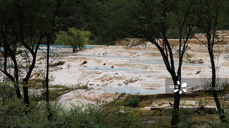 四川阿坝黄龙五彩池-钙化景观图片素材