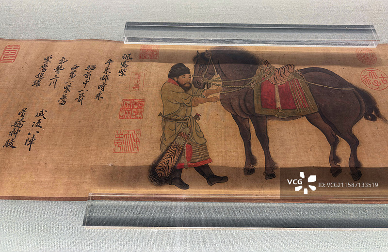 故宫国宝・金代赵霖昭陵六骏摹本（飒露紫拔箭图／特勒骠战创谱）｜承唐韵线描・题跋甲骑具装断代图片素材