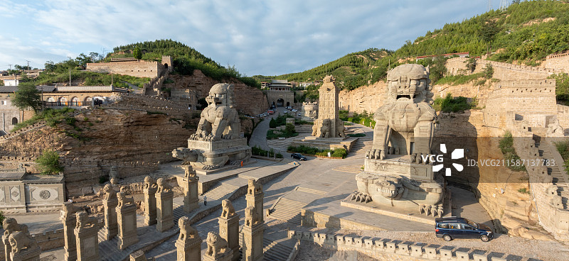 陕北绥德县石魂广场全景图图片素材