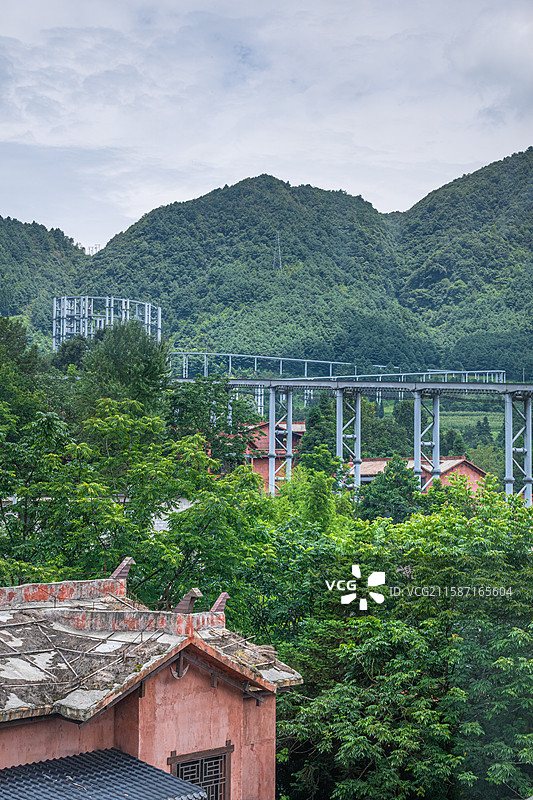 贵州 六盘水 野玉海国家级旅游度假区 观光小火车 千户彝寨图片素材