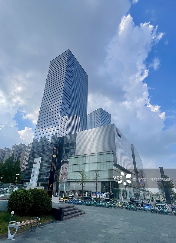 云卷云舒·郑州正弘城图片素材