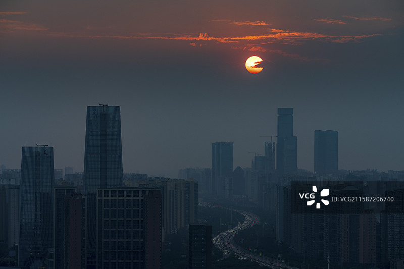 西安南三环悬日CBD图片素材