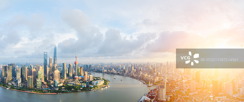 上海虹口区浦西之巅白玉兰广场看黄浦江浦东陆家嘴黄浦区外滩苏州河东方明珠金茂环球金融上海中心大厦图片素材