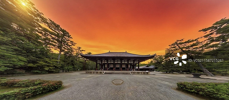 唐招提寺由鉴真主持建于 759 年，是日本佛教律宗总本山，建筑具唐代风格，多建筑与佛像为日本国宝。图片素材