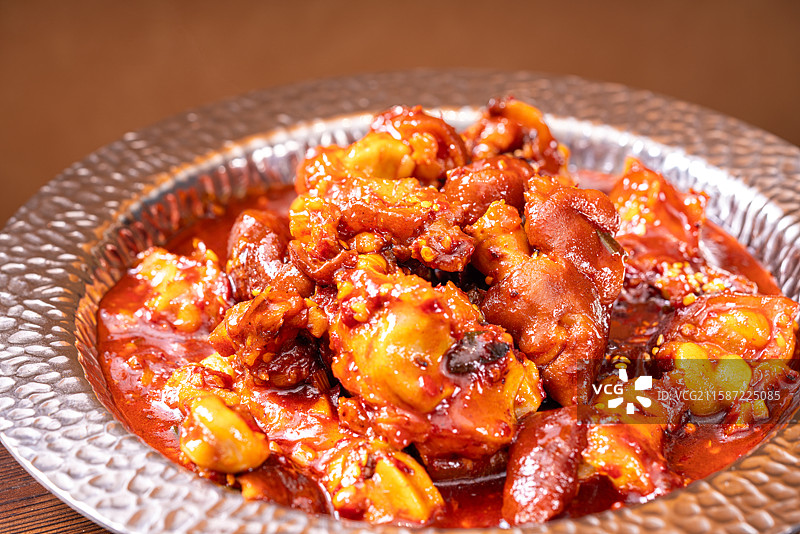 香辣诱人的美味卤猪蹄图片素材