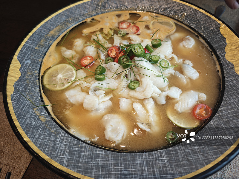 三亚糟粕醋海鲈鱼图片素材