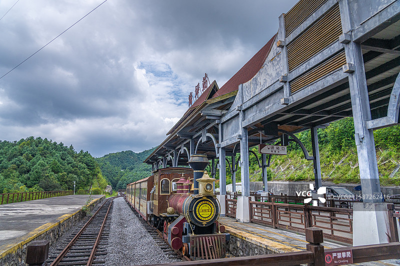 六盘水 野玉海国家级旅游度假区 观光小火车 贵州图片素材