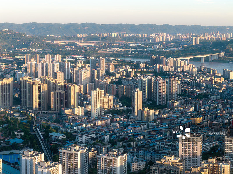 清晨重庆鱼洞长江都市风光图片素材