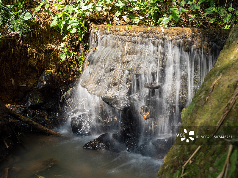 广州滴水岩森林公园溪流各处特写图片素材