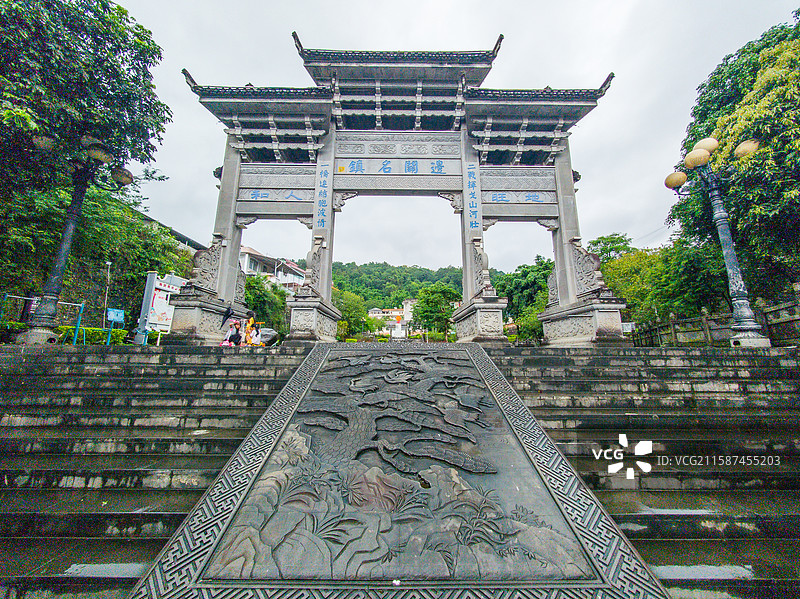 云南省德宏州瑞丽市畹町广场图片素材