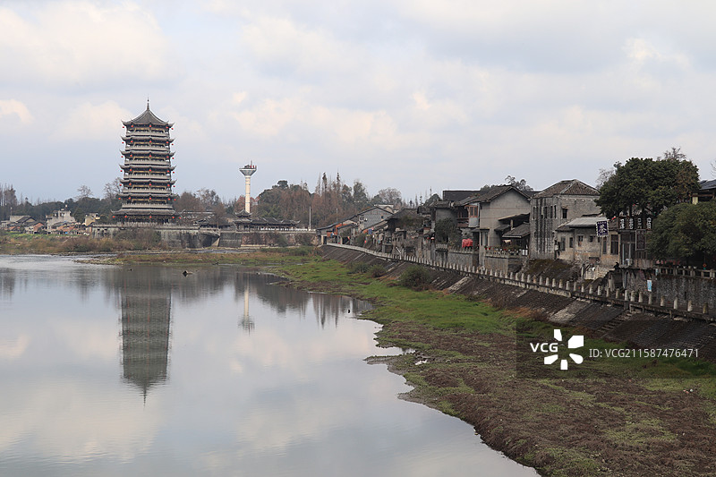 新年崇州元通古镇-成都版清明河上图图片素材