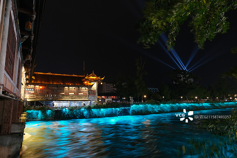 四川成都都江堰-灌县古城和岷江夜景城市风光图片素材